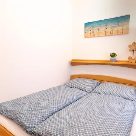 Horni Misecky Apartmany Mons D U Sjezdovky * هورني ميسيكي