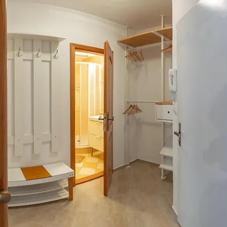 Horni Misecky Apartmany Mons D U Sjezdovky شقة *