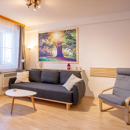 Horni Misecky Apartmany Mons D U Sjezdovky * هورني ميسيكي