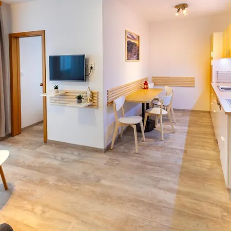Horni Misecky Apartmany Mons D U Sjezdovky شقة *