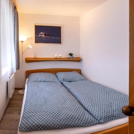 شقة Horni Misecky Apartmany Mons D U Sjezdovky *