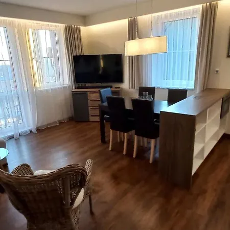Horni Misecky Apartmany Mons D U Sjezdovky * هورني ميسيكي